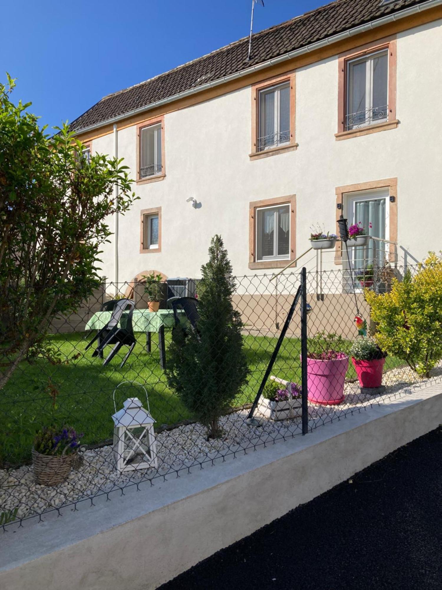 Gite Le 1602 Saint-Nabor Exterior foto