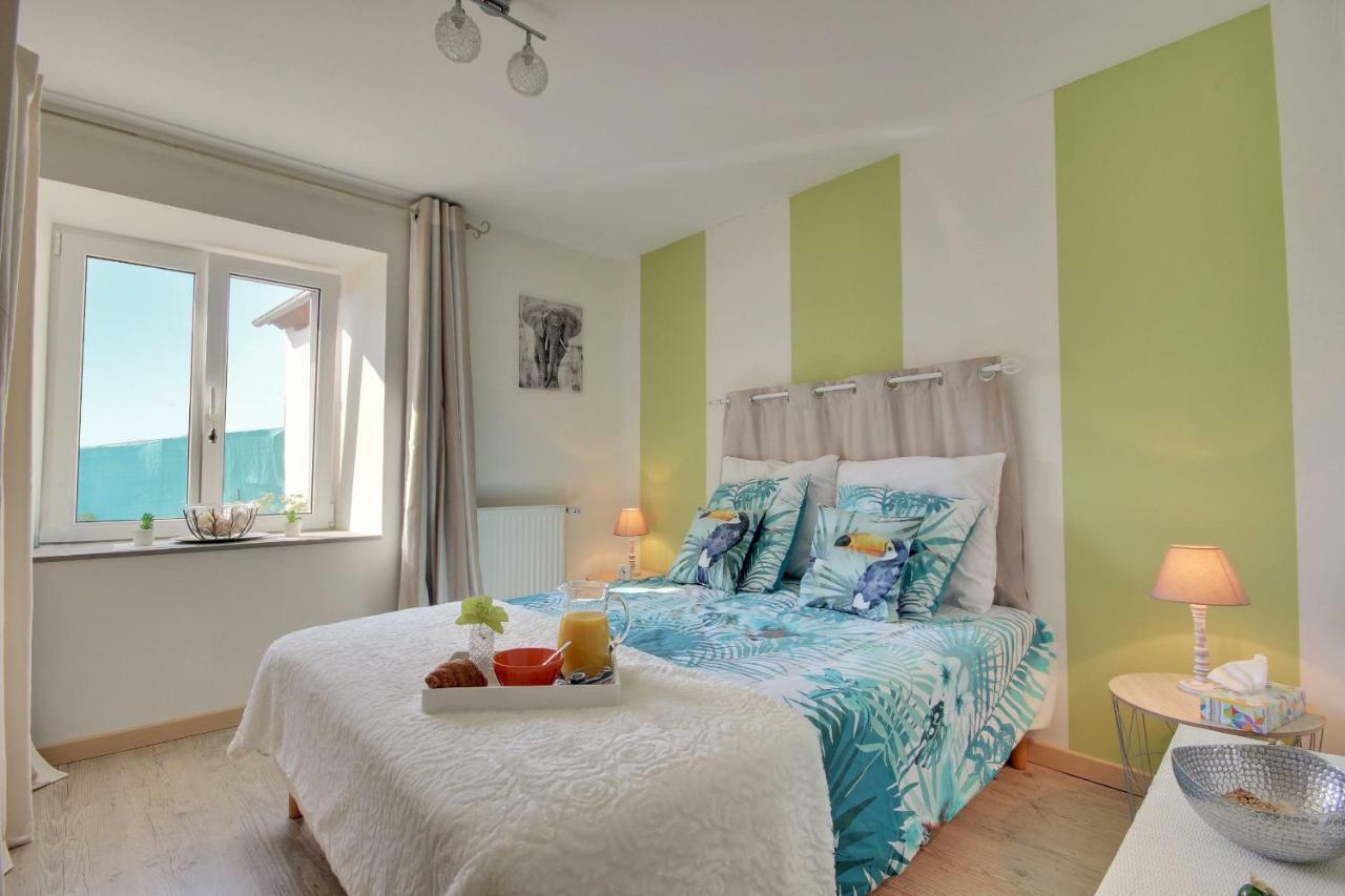 Gite Le 1602 Saint-Nabor Exterior foto
